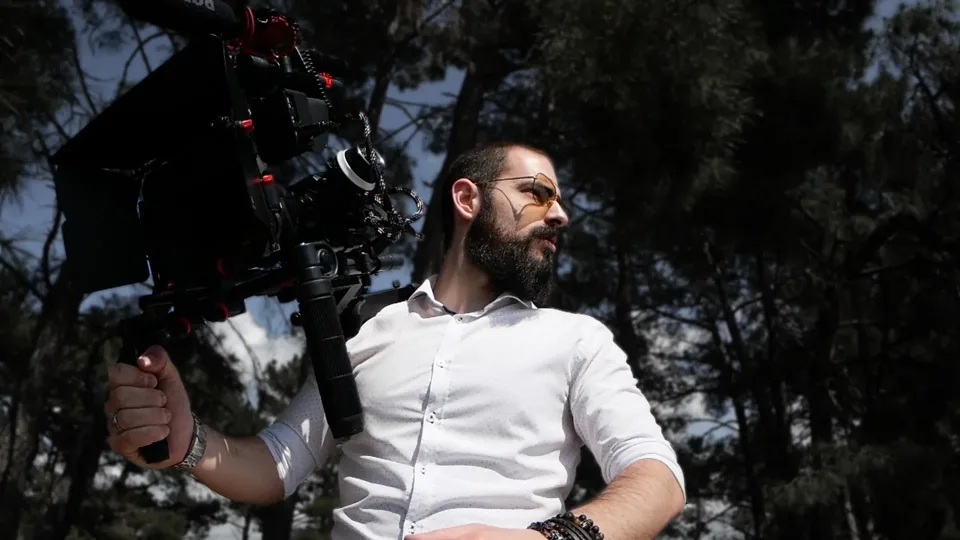 Nick Kioroglou on location, preview of the masterclass trailer